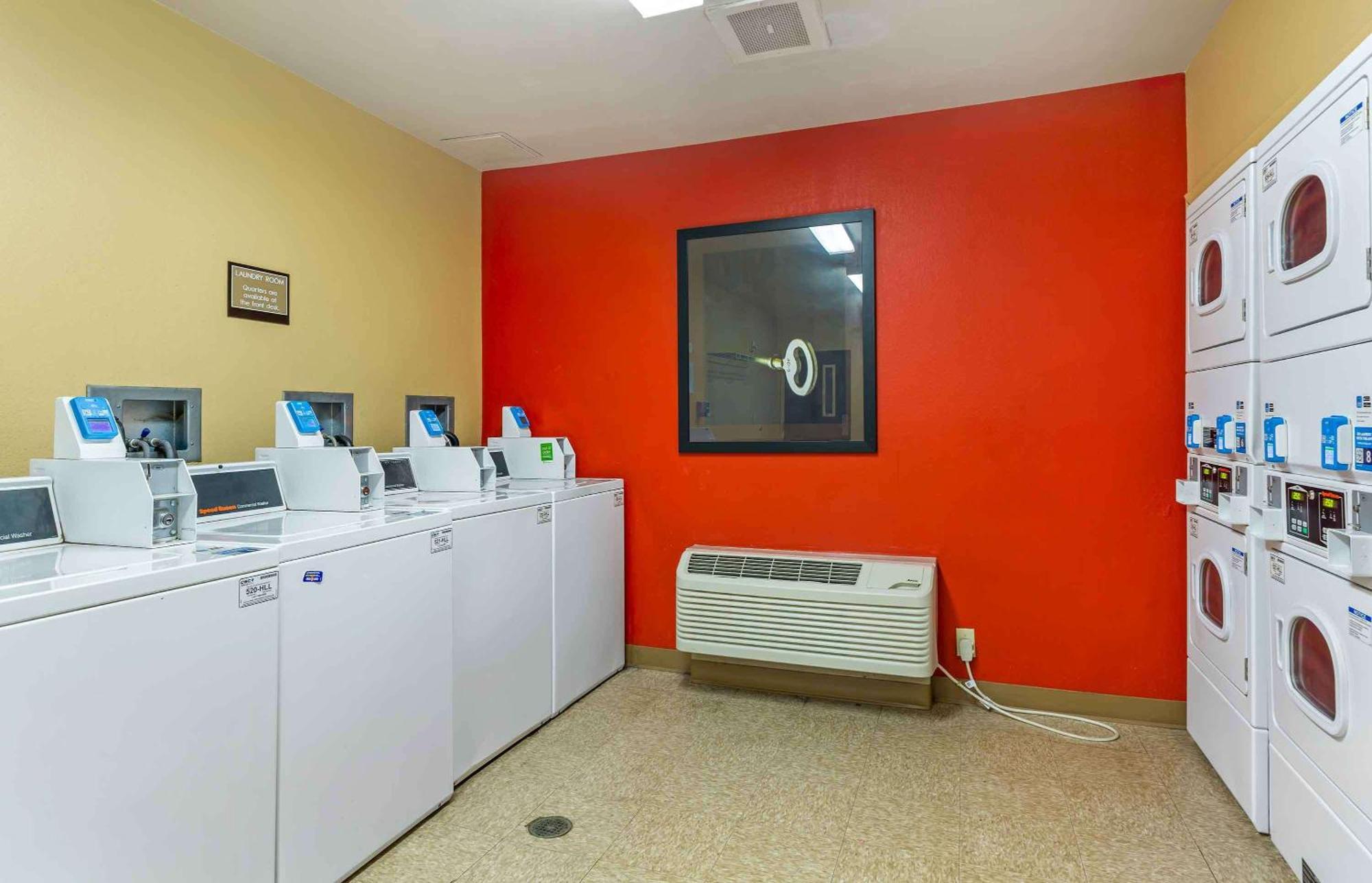 Extended Stay America Select Suites - Hartford - Manchester Exteriör bild